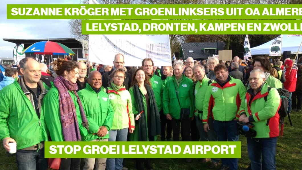 Vertegenwoordigers van Zwolle, Dronten, Kampen, Lelystad, Steenwijkerland en Almere bij het protest tegen Lelystad Airport. Vertegenwoordigers van Zwolle, Dronten, Kampen, Lelystad, Steenwijkerland en Almere bij het protest tegen Lelystad Airport.